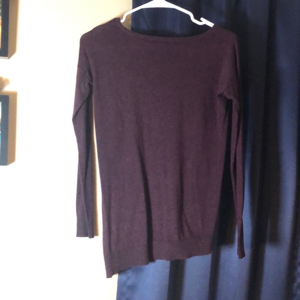 Express Sweater - Picture 4 of 5